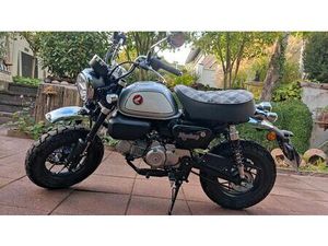 HONDA MONKEY PEARL SHINING BLACK 104 KM