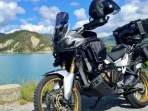 AFRICA TWIN ADVENTURE SPORT