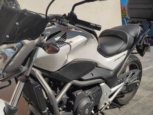 MOTO HONDA 700 NC