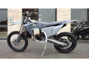 VENDO HUSQVARNA TE 300 PRO (2026) NUOVA A MILANO (CODICE 9857231) - MOTO.IT