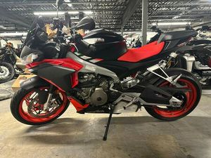 2021 APRILA TUONO 660