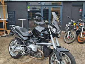 BMW R1200R
