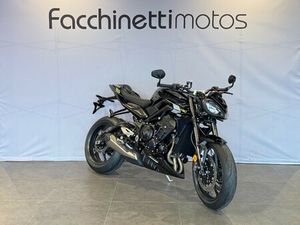 STREET TRIPLE RS 765