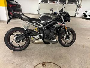 STREET TRIPLE RS 765 ABS