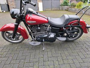 HARLEY DAVIDSON DYNA