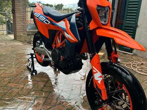 KTM 690 SMC R ARANCIONE