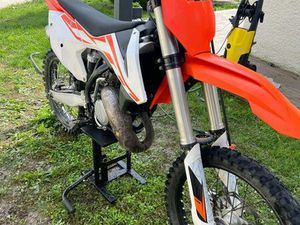 125 SX