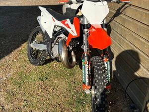 KTM 125 SX À ÉCHANGER