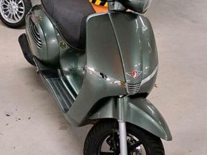 49 CCM MOTORROLLER ZÜNDAPP BELLA R50 4TAKT