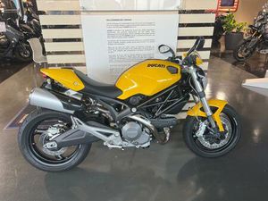 DUCATI MONSTER 696 DESMO&RIEMEN NEU