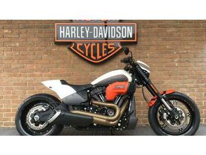 VENDO HARLEY-DAVIDSON 114 FXDR (2019 - 20) USATA A BASSANO DEL GRAPPA (CODICE 9857105) - MOTO.IT