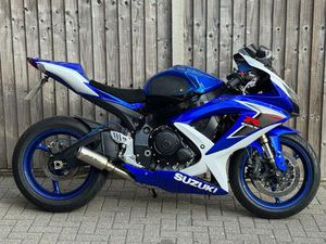 SUZUKI GSX-R600 K8 2009 (09) SUPER SPORT + 14,000 MILES 599 CC