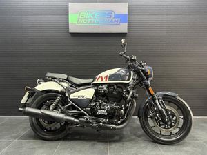 ROYAL ENFIELD SHOTGUN 650 2024 **ONLY 550 MILES**
