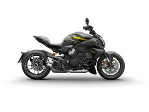 2026 DUCATI DIAVEL V4 ROADSTER