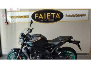 VENDO YAMAHA MT-09 Y-AMT (2024 - 25) USATA A ROMA (CODICE 9857373) - MOTO.IT
