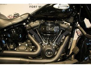 2024 HARLEY-DAVIDSON® FLHCS - HERITAGE CLASSIC