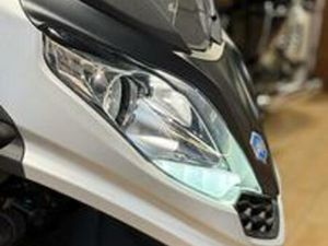 PIAGGIO MP3 300 HPE - 700 KM - FINANZIABILE