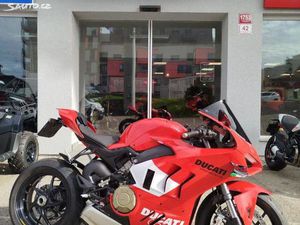 DUCATI PANIGALE V4 PANIGALE V4, ČR, KRÁSNÝ STAV, | SAUTO.CZ