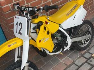 SUZUKI RM80 / VIELES NEU
