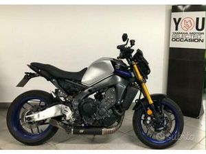 YAMAHA MT-09 NAKED