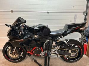 HONDA CBR 1000 RR FIREBLADE SC57