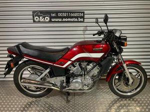 ② YAMAHA XZ550 EN ÉTAT TRÈS BIEN ENTRETENU! OLDTIMER