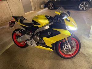 APRILIA RS 660 **NUR 600 KM** TOP-ZUSTAND | 101 PS