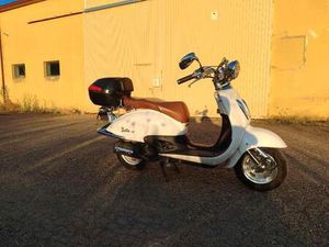 MOTOR MANIA - BELLA 125