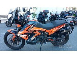 KTM 890 ADVENTURE