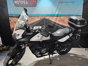 SUZUKI INTRUDER VS800 BOBBER