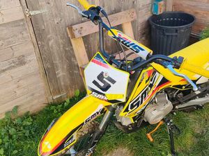 MOTO DIRT 125 CC