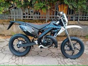 NUOVO MOTARD VENT DERAPAGE 50 SKATE MOTORE MINAREL