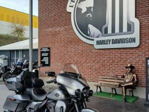 HARLEY-DAVIDSON TOURING ELECTRA GLIDE 1923 ULTRA CVO 2019 1923 CM3 | MOTO ROUTIÈRE | 50 000 KM | GRIS | 94350 VILLIERS SUR MARNE