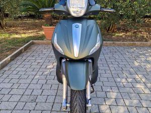 PIAGGIO BEVERLY 300 S VERDE