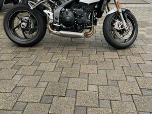 TRIUMPH SPEED TRIPLE 1050 S, NAKED, OCCASION, CHF 9'500.-