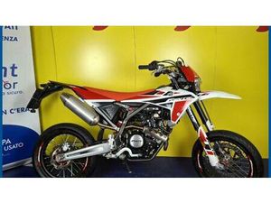 VENDO FANTIC MOTOR XMF 125 MOTARD COMPETITION 4T (2021 - 22) USATA A CASTELNUOVO DEL GARDA (CODICE 9857981) - MOTO.IT