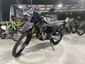 2025 SUZUKI DR-Z 4S BASE