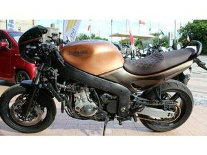 VENDO TRIUMPH SPRINT 955 RS (1999 - 01) USATA A RIMINI (CODICE 9858497) - MOTO.IT