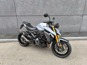 SUZUKI GSX-S 1000 INKL.CUSTOMPARTS