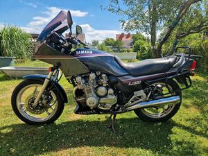 YAMAHA XJ 900