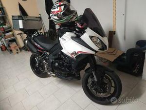 TRIUMPH TIGER SPORT 1050