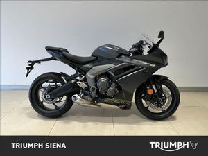 TRIUMPH DAYTONA 660