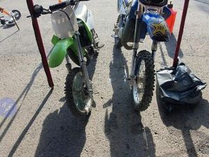 BONJOUR JE VENDS MA 80YZ DE 1994 ET UNE 65KX DE 2012