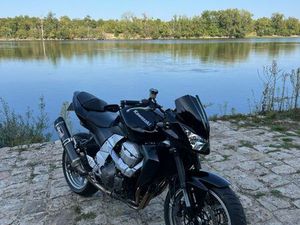 KAWASAKI Z750 ABS