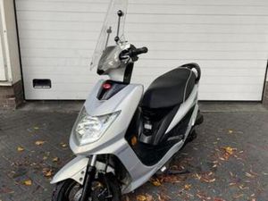 KYMCO VP50 BROM SCOOTER 45KM BROMMER 3MND GARANTIE BROMFIETS — SCOOTERS | KYMCO — MARKTPLAATS