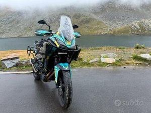 XCAPE 700 MOTO MORINI