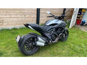 ② DUCAT DIAVEL CROMO