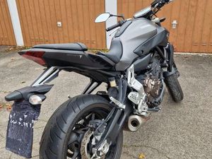 YAMAHA MT-07
