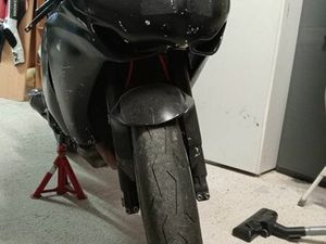 HONDA CBR 1000 RR PISTE OU ROUTE