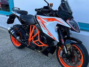 KTM SUPERDUKE 1290 GT